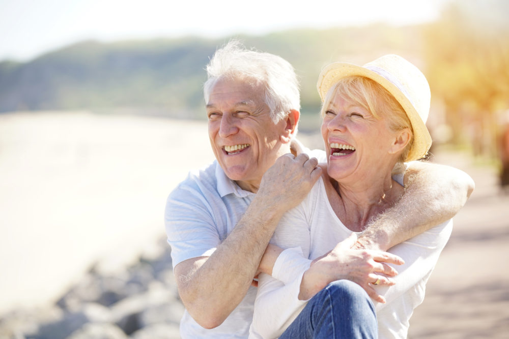 10 Warm-Weather Activities Seniors and Caregivers Can Enjoy Together